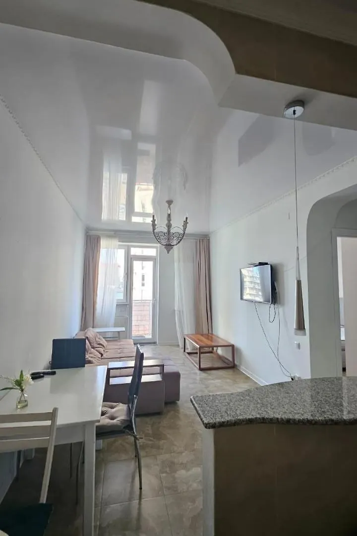Apartment Mzia 96 Batum Gürcistan